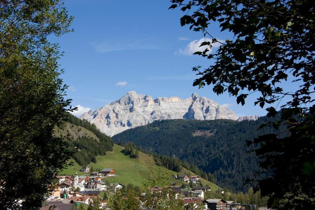 Pensione Sellablick Colfosco Habitación foto